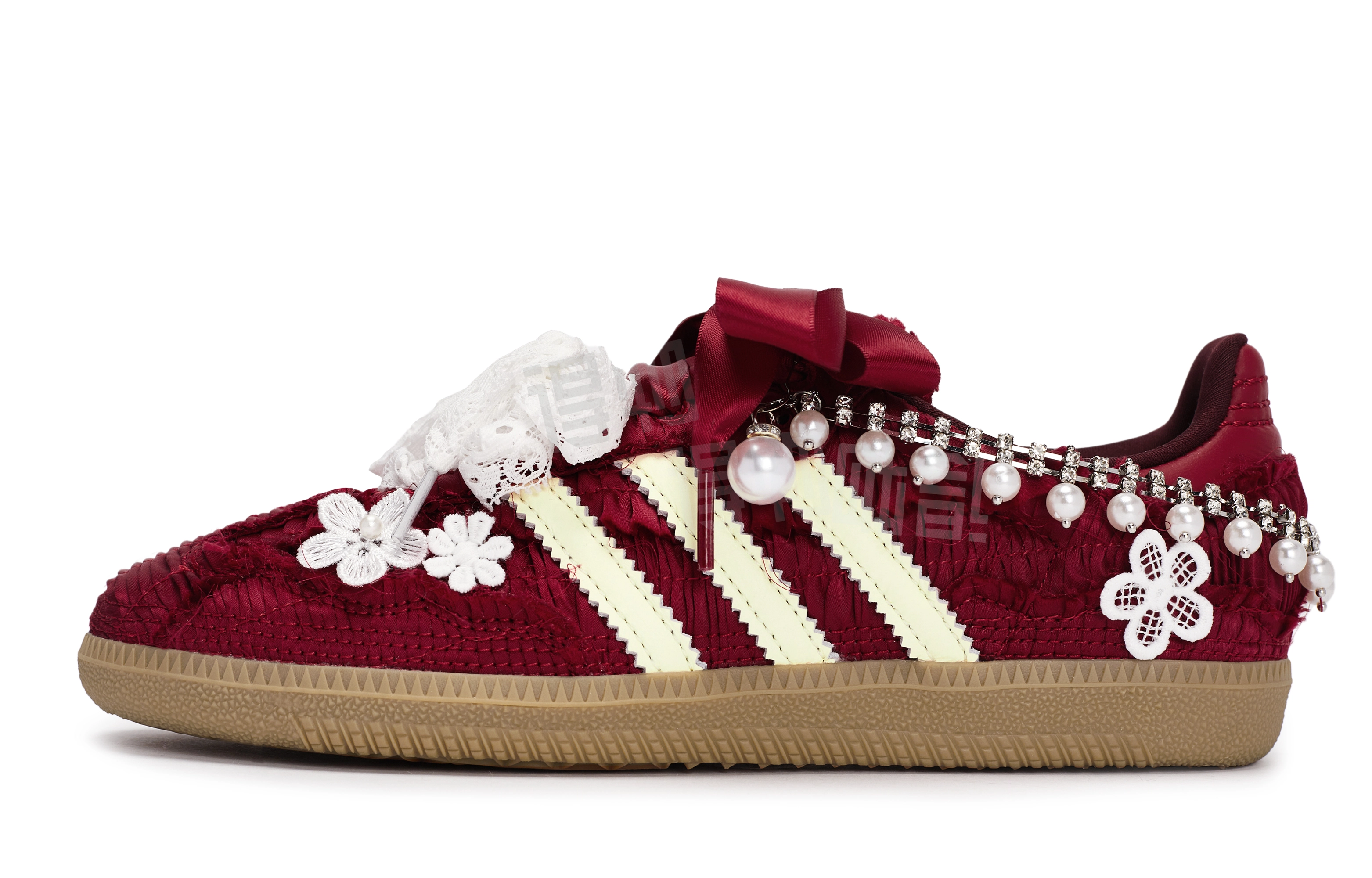 Caroline Hu x adidas originals SAMBA OG 811