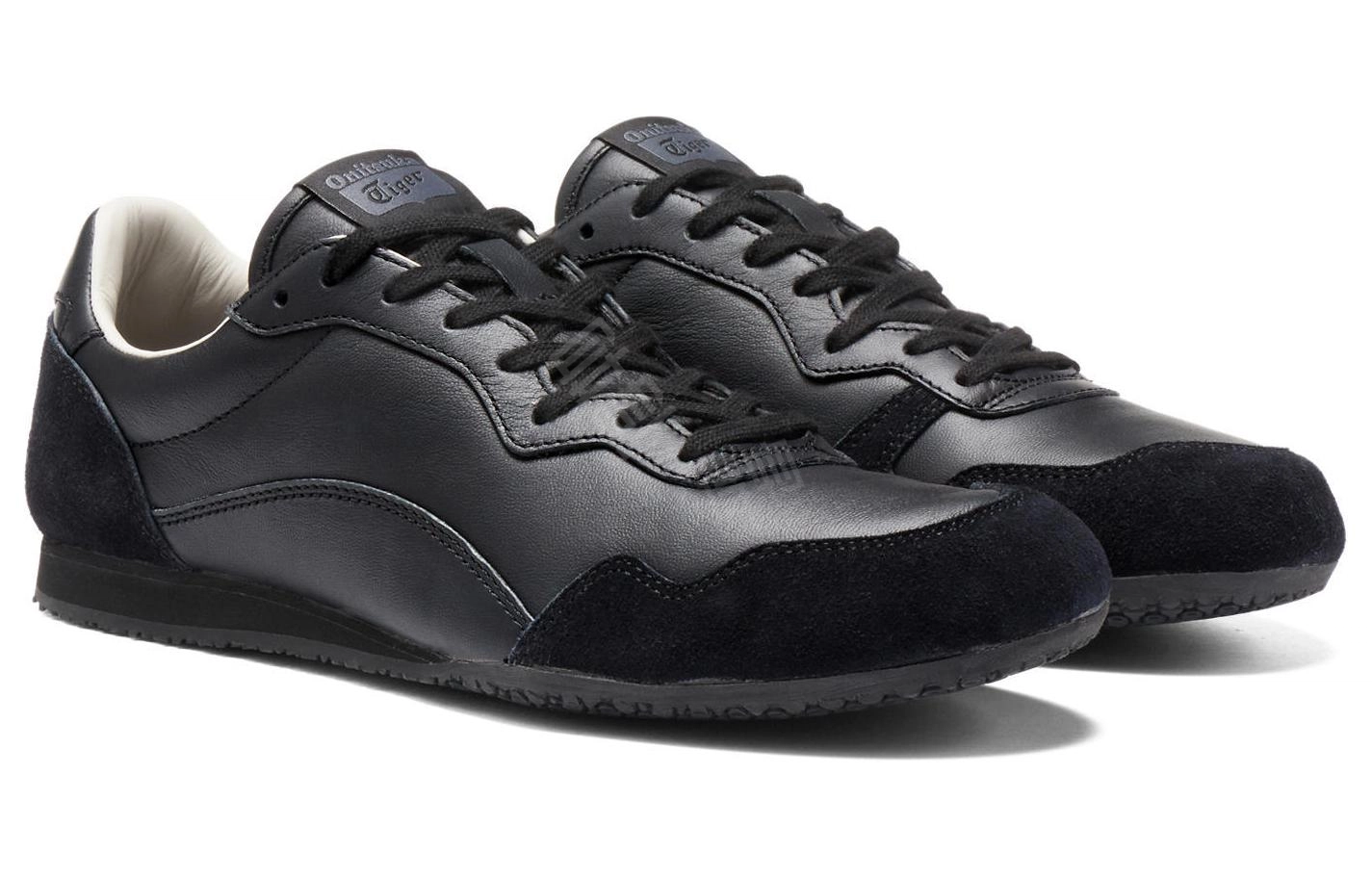 Onitsuka Tiger Serrano CL