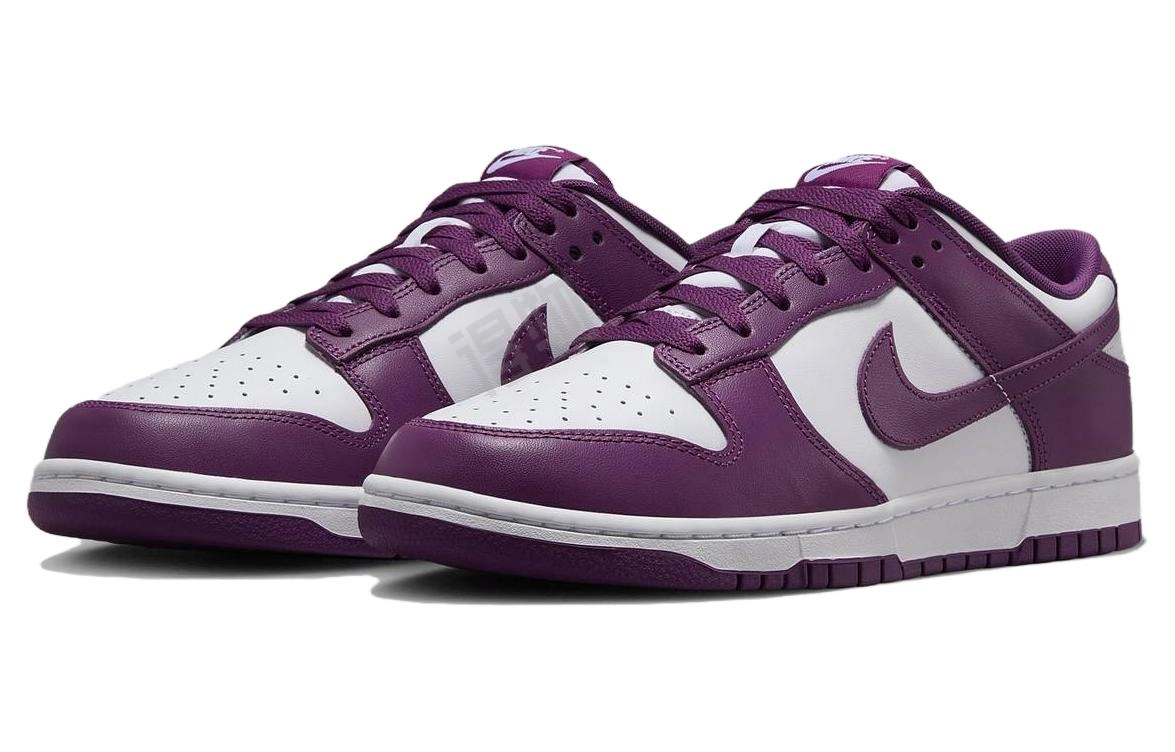Nike Dunk Low Retro