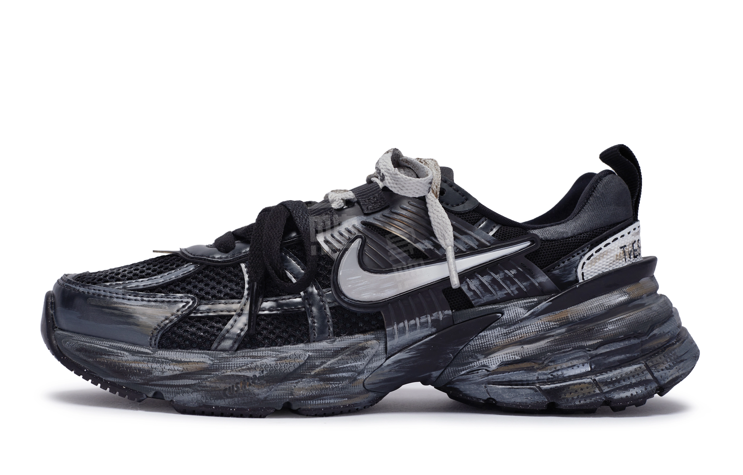 Nike V2K Run 811