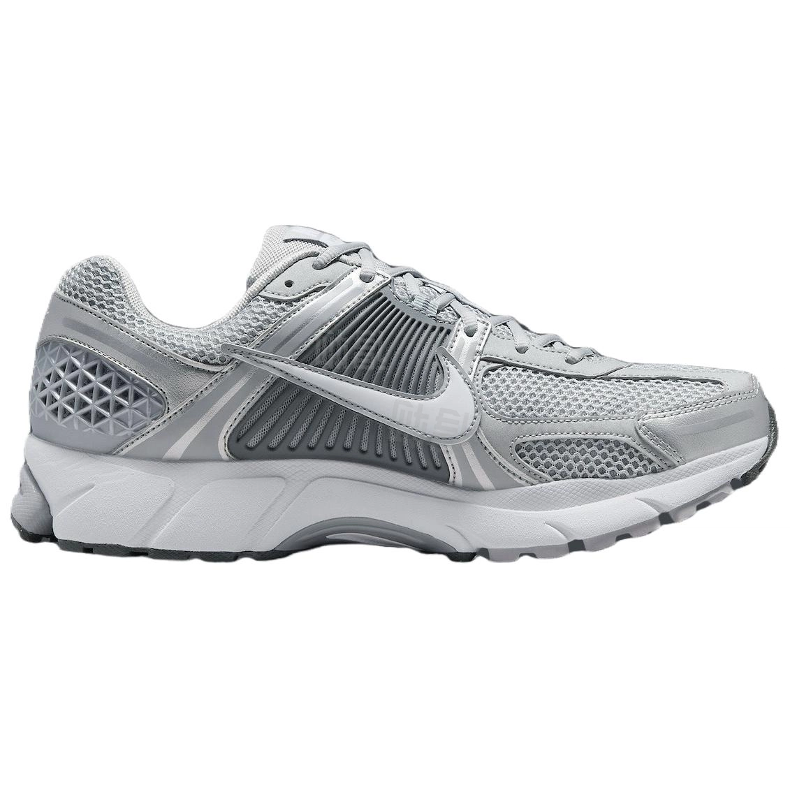 Nike Air Zoom Vomero 5