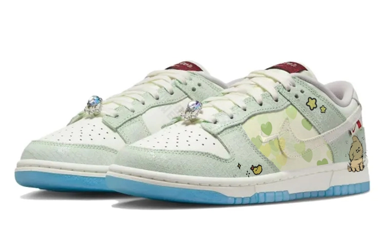 Nike Dunk Low LX