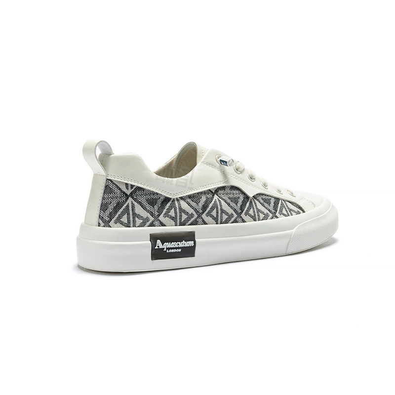 AQUASCUTUM
