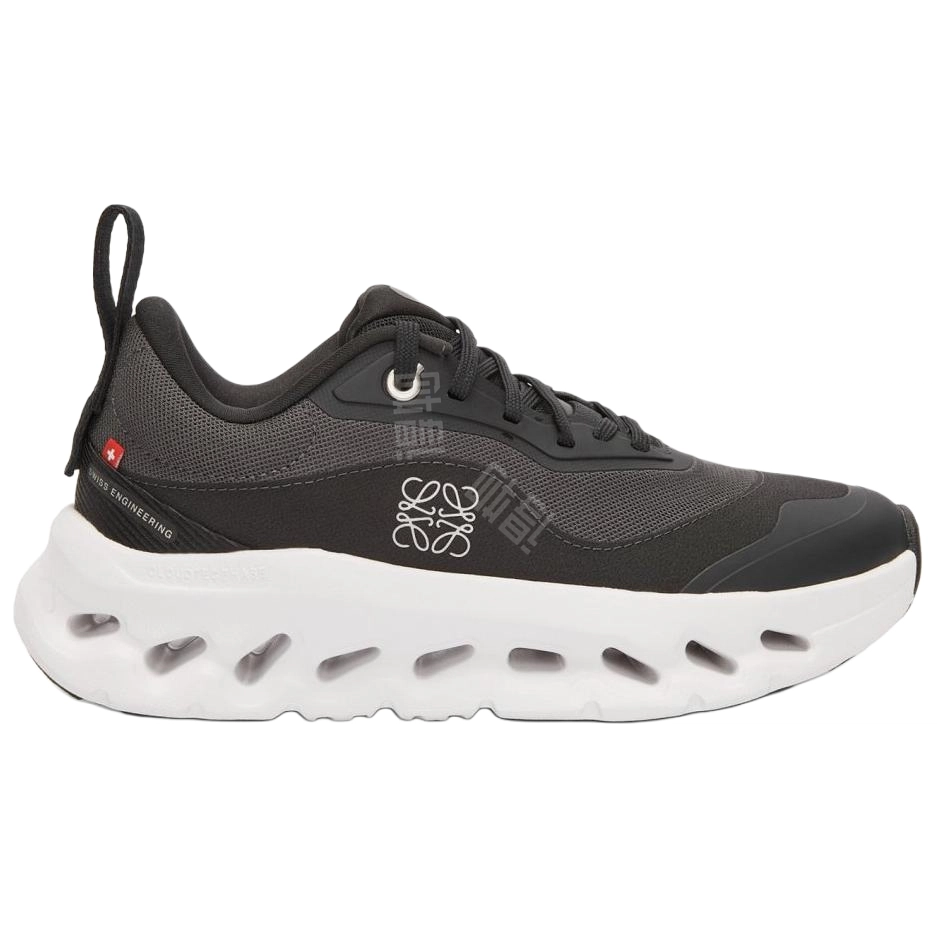 On x LOEWE Cloudtilt 2.0