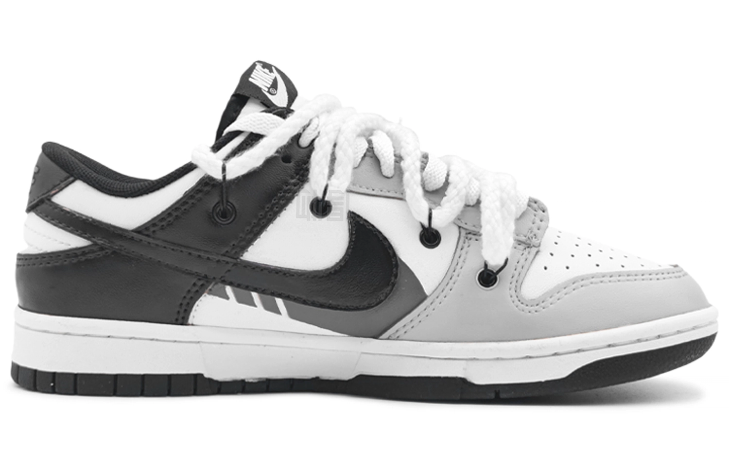 Nike Dunk Low "Black" EIGHT GS