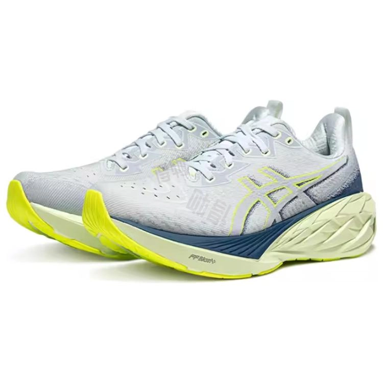 Asics Novablast 4