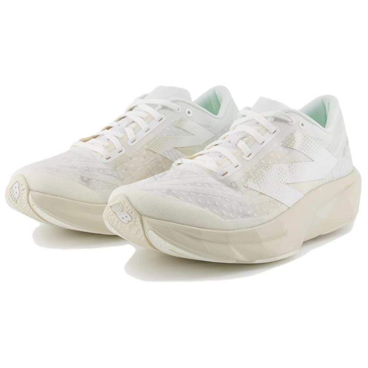 New Balance FuelCell Rebel V4