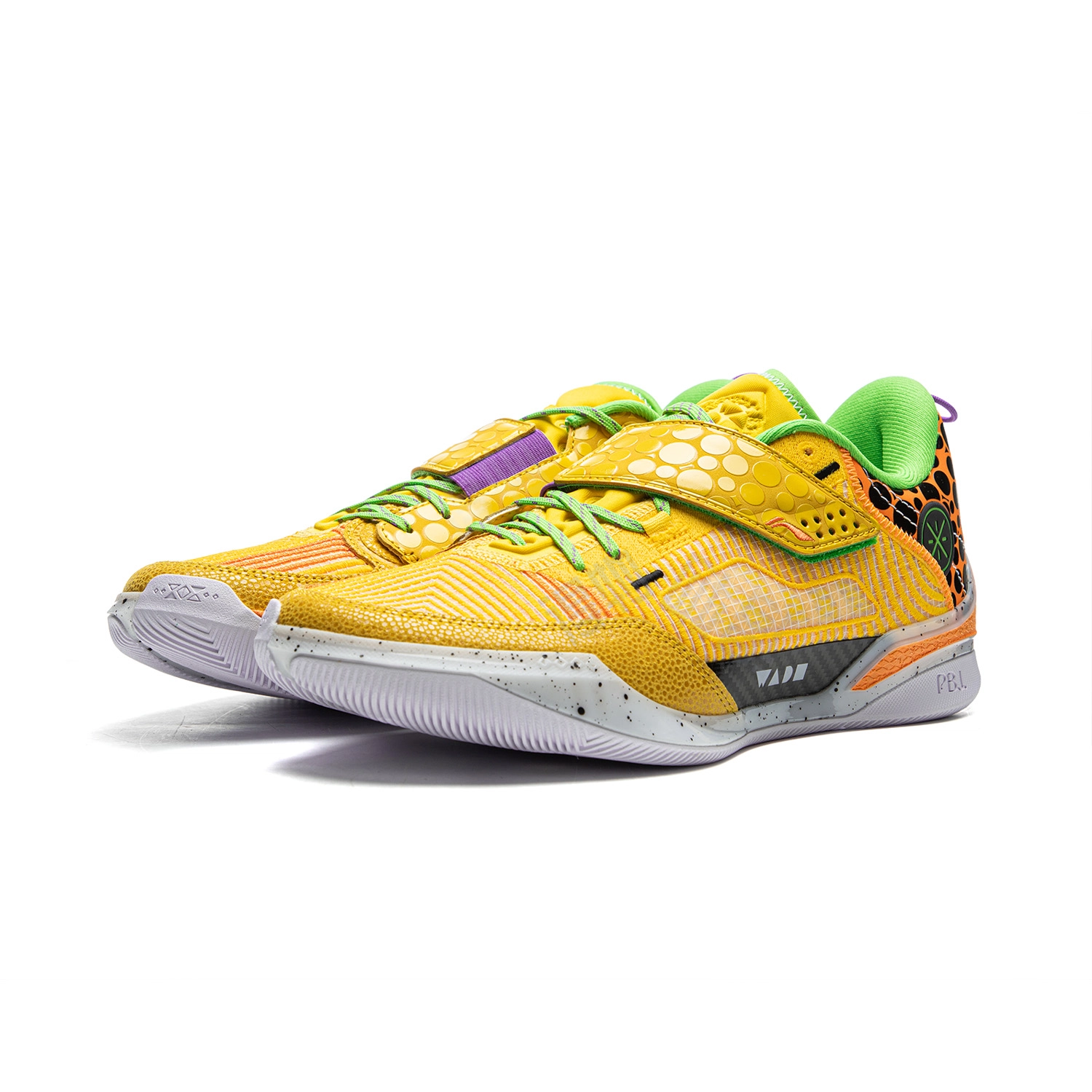 LiNing 808 4 Ultra