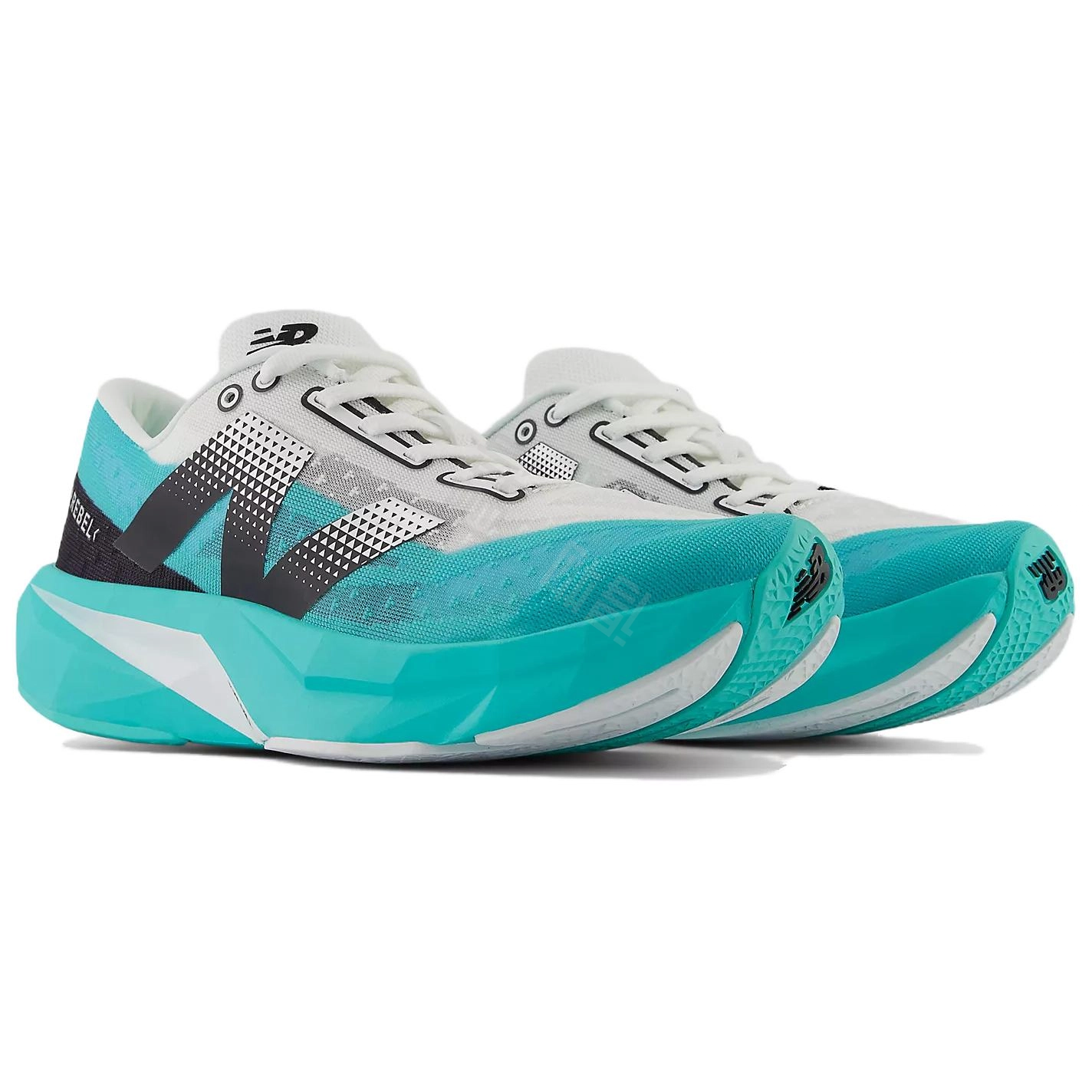 New Balance FuelCell Rebel V4