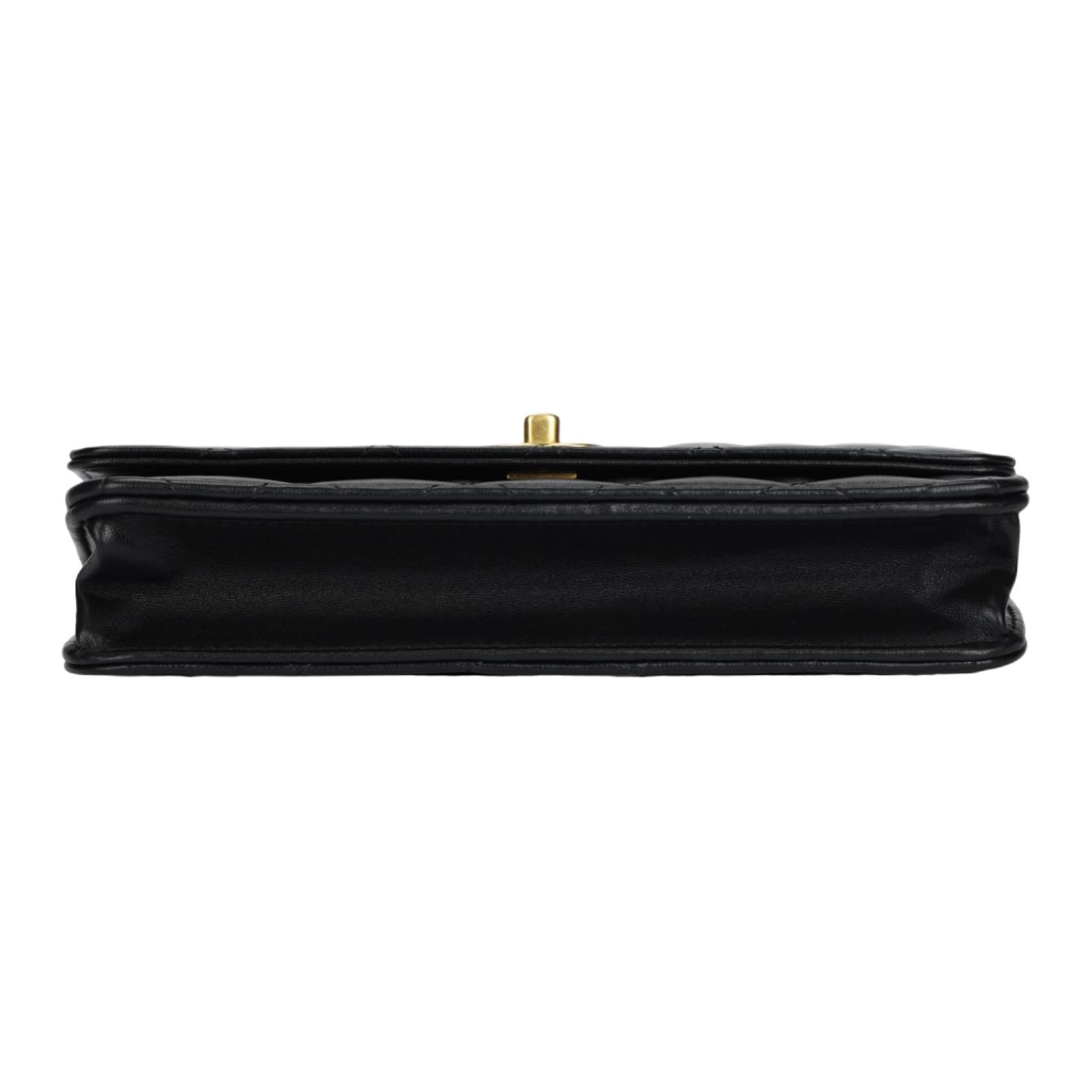CHANEL WOC