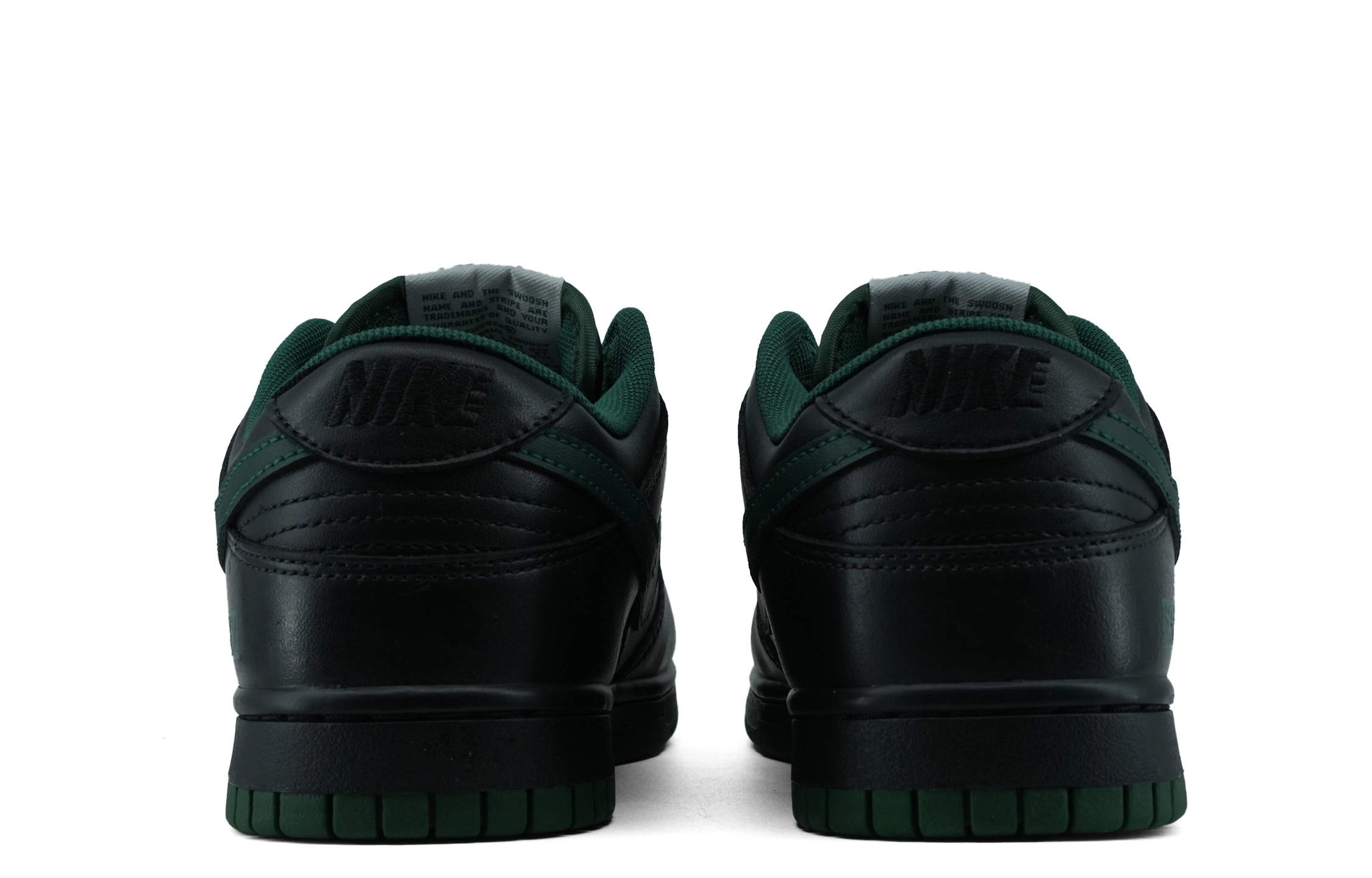 Nike Dunk Low Retro GS vibe