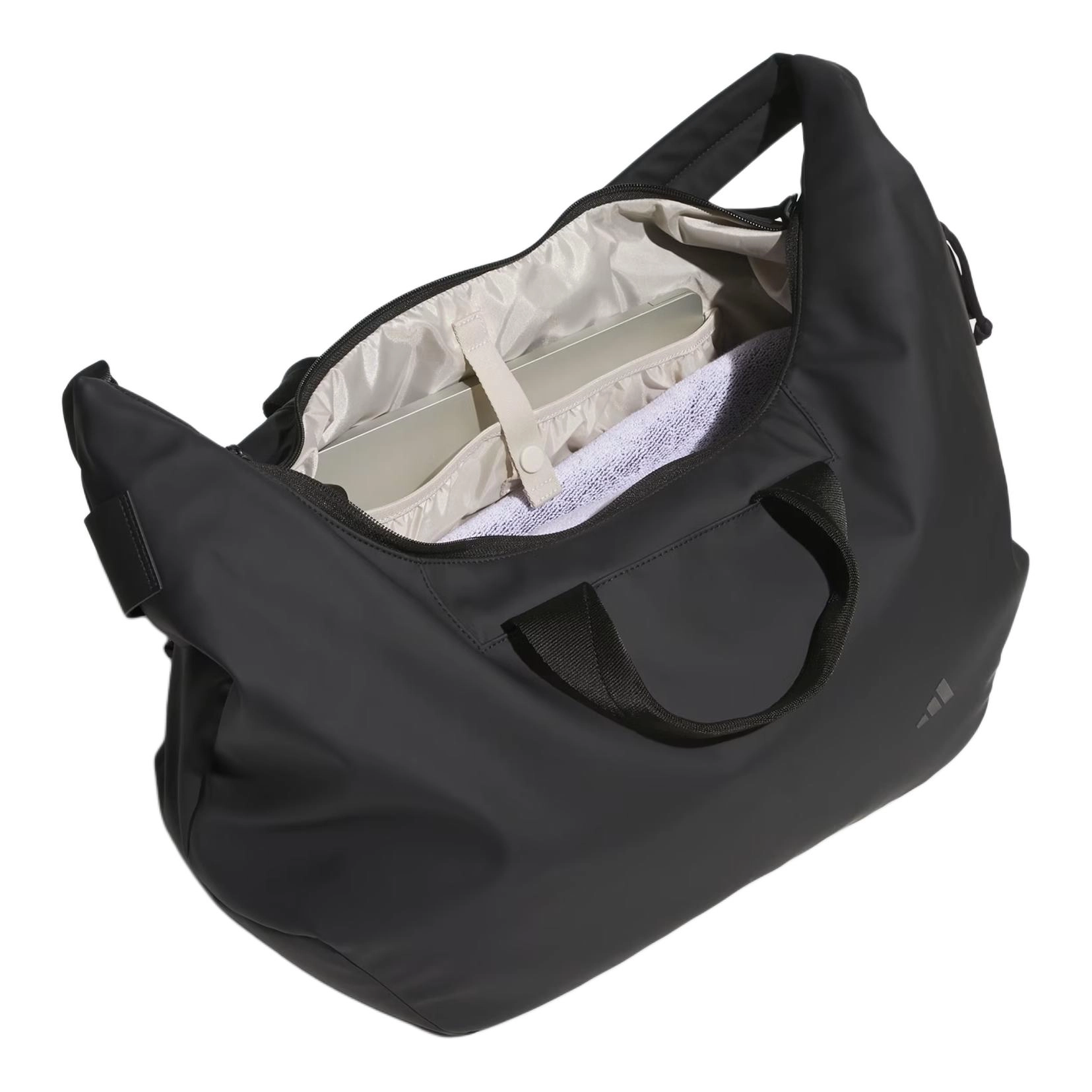 adidas 23.9L