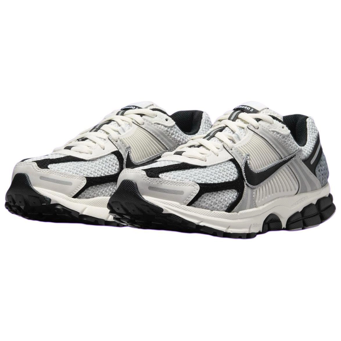 Nike Air Zoom Vomero 5