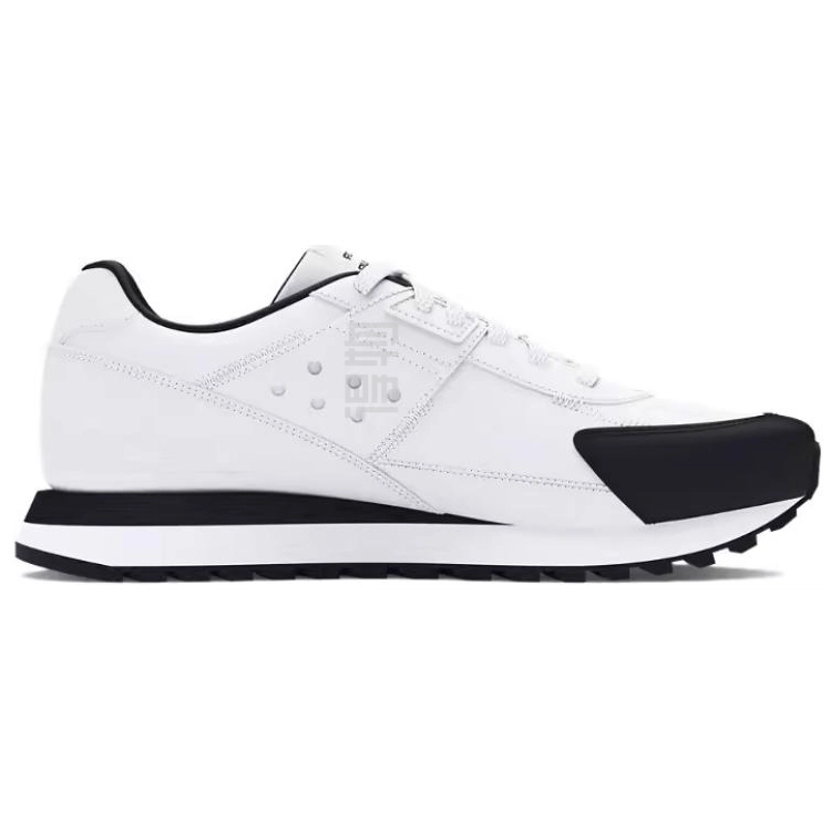 Under Armour Essential
