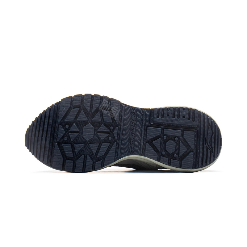 LiNing CF V4