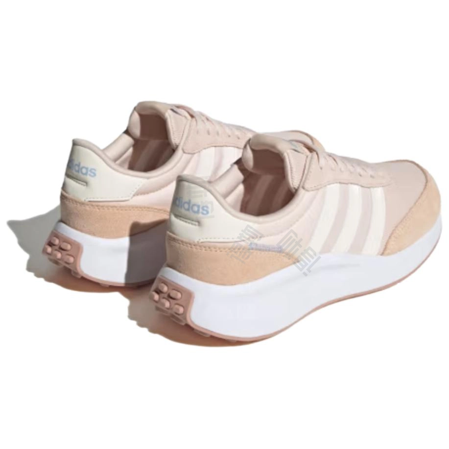 adidas RUN 70s