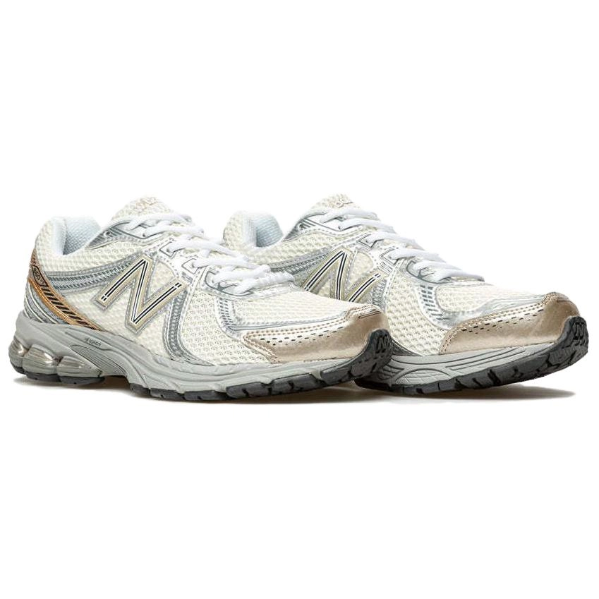 New Balance NB 860 v2