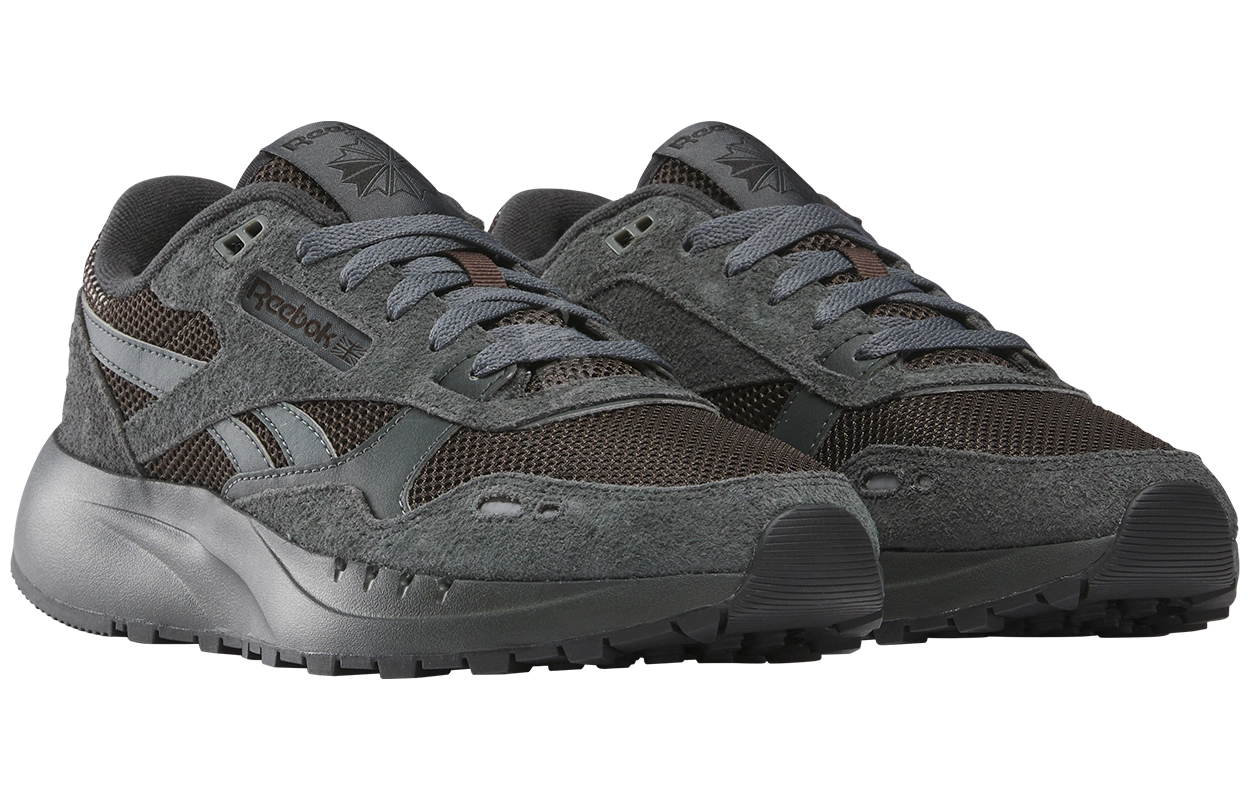 Reebok Classic Leather 2400