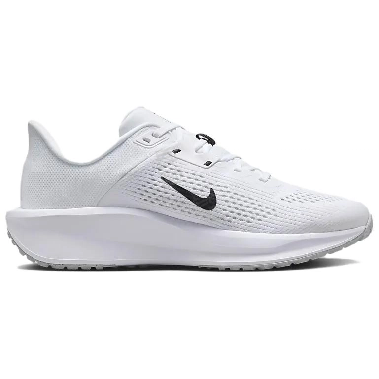 Nike Quest 6