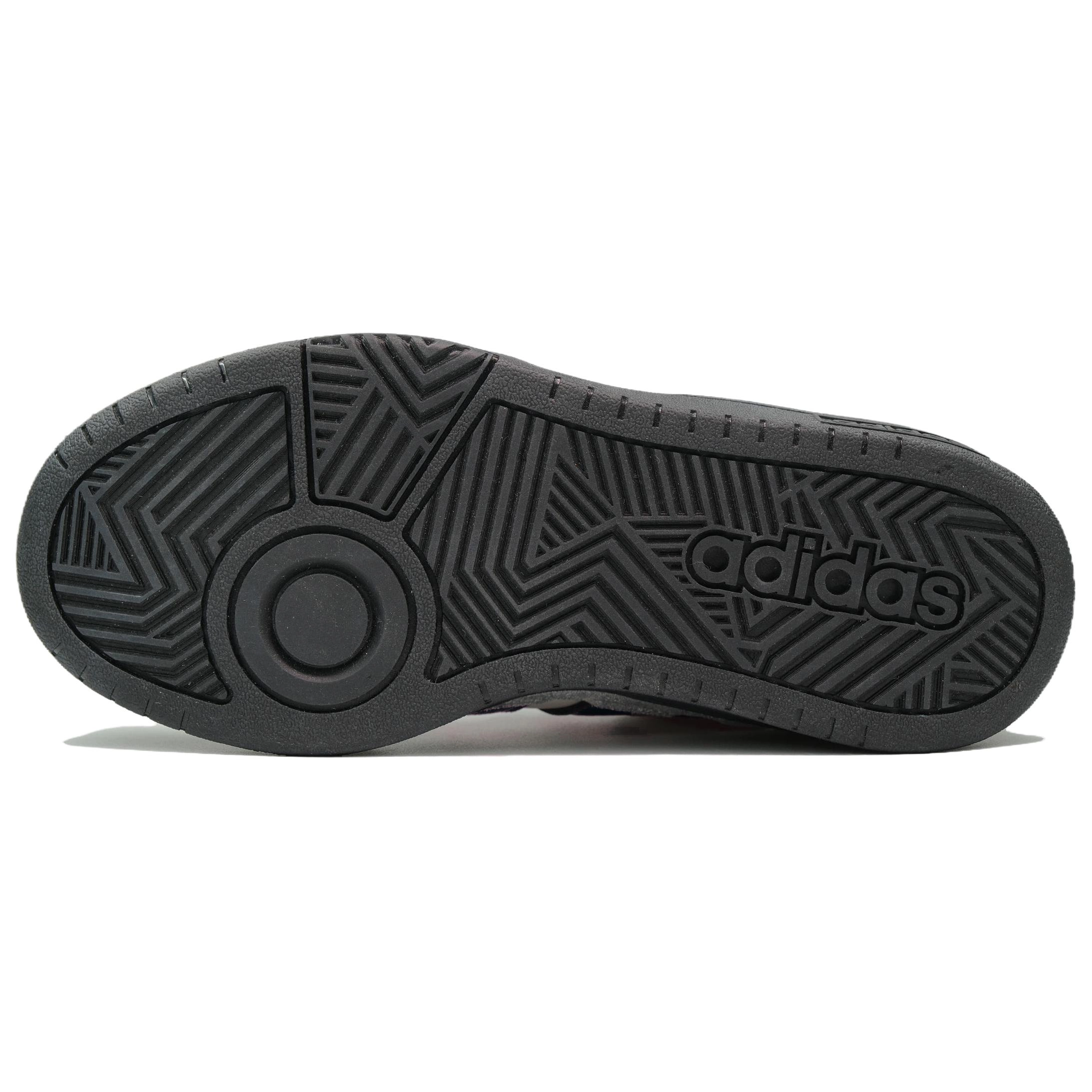 adidas WCARD ADV