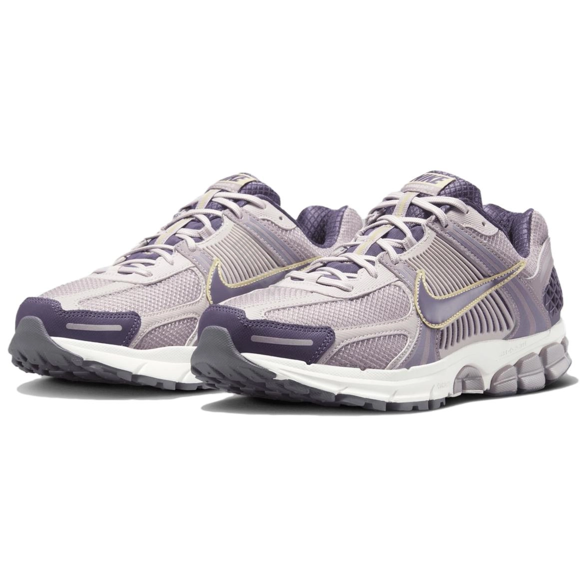 Nike Air Zoom Vomero 5