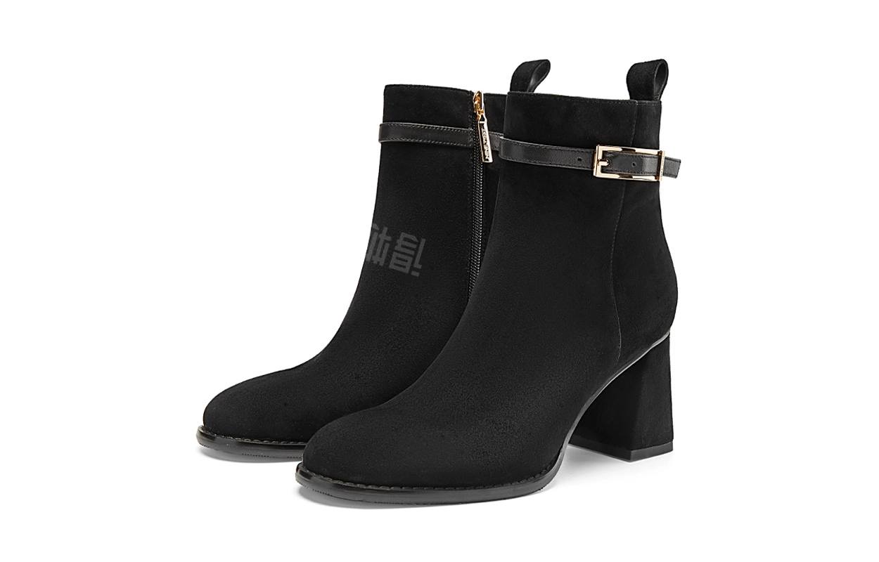 NINE WEST