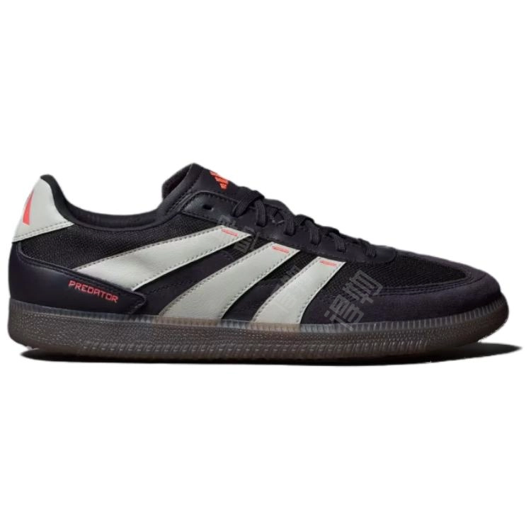 adidas PREDATOR FREESTYLE