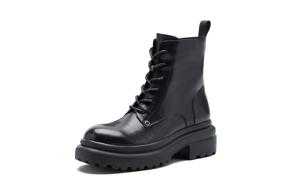 NINE WEST