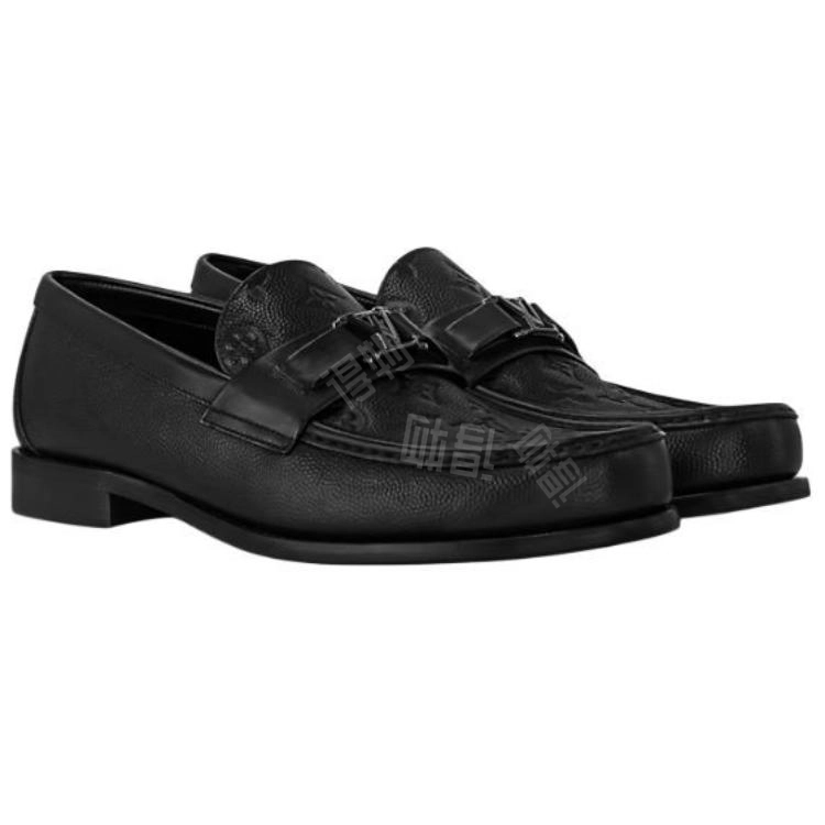 LOUIS VUITTON Major