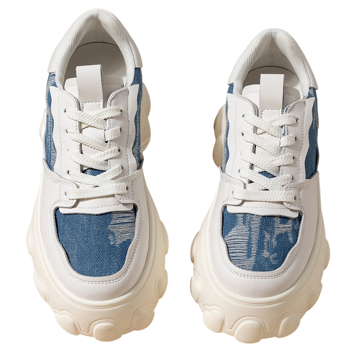 AQUASCUTUM