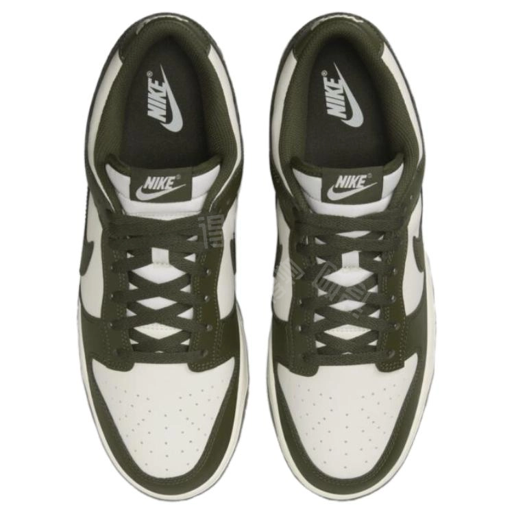 Nike Dunk LOW Retro