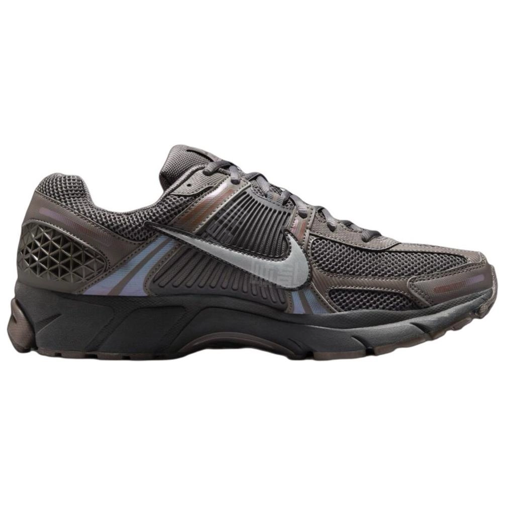 Nike Air Zoom Vomero 5 Cave Stone