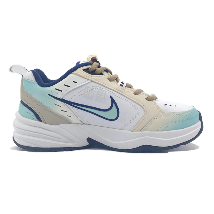 Nike Air Monarch 4