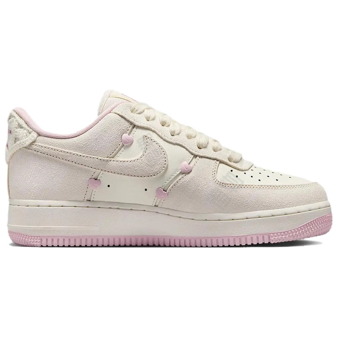 Nike Air Force 1 Low Valentines Day