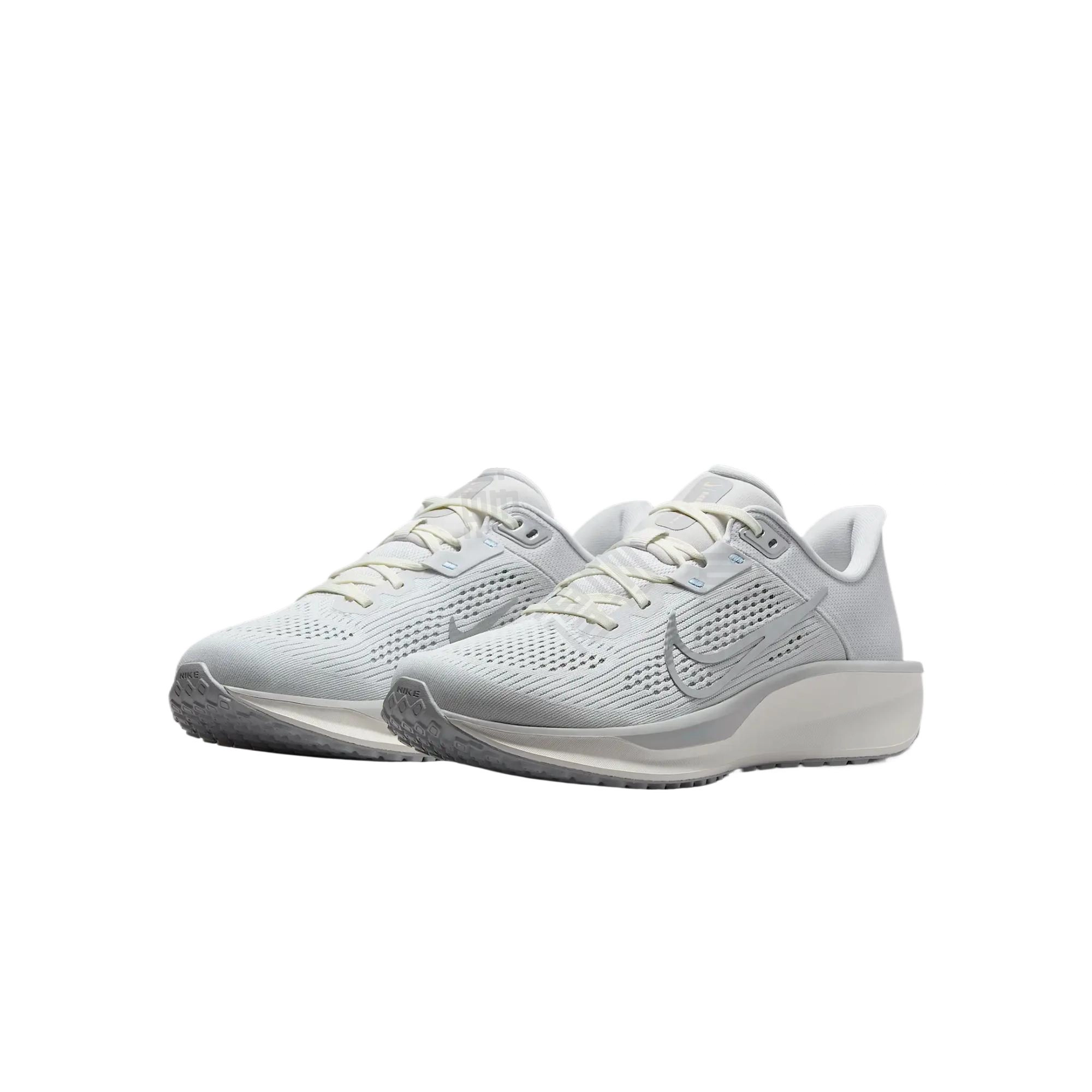 Nike Quest 6