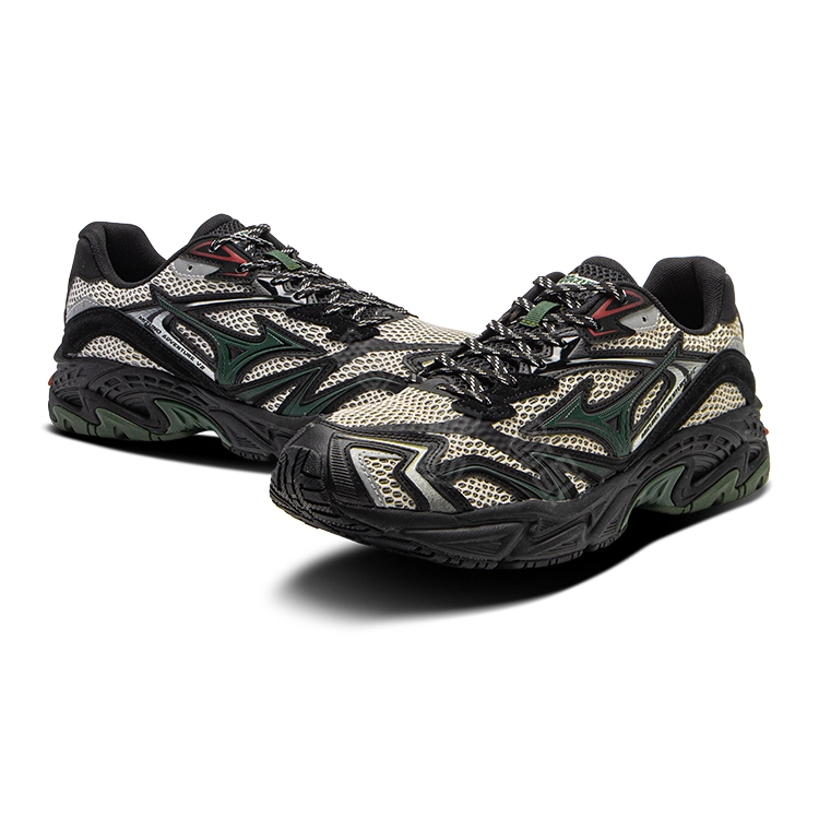 Mizuno ADVENTURE V2