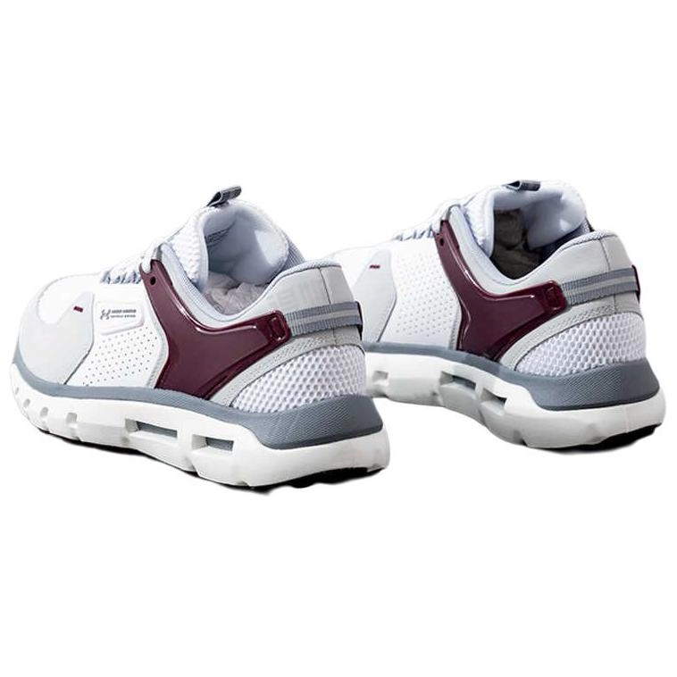 Under Armour Summit Trek