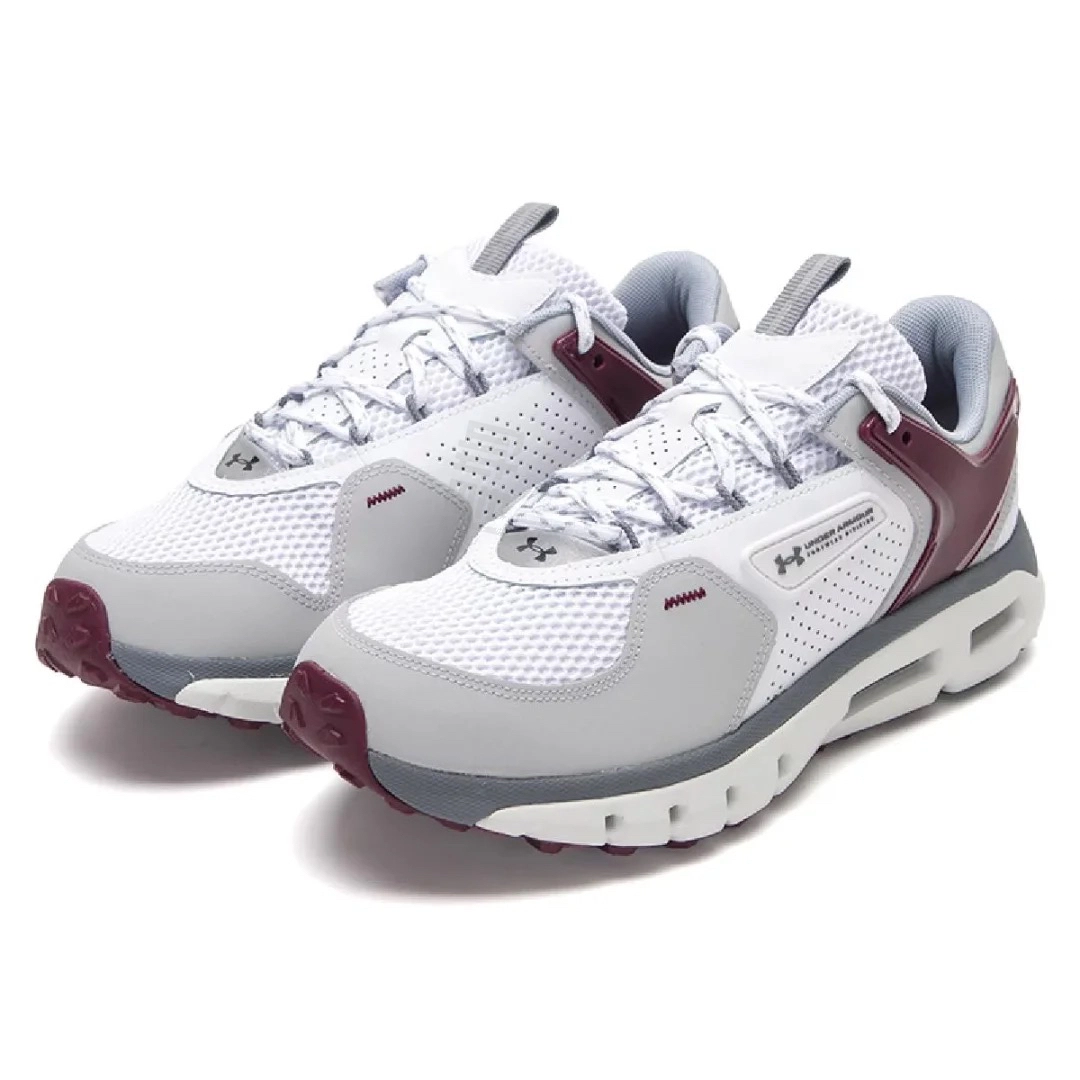 Under Armour Summit Trek
