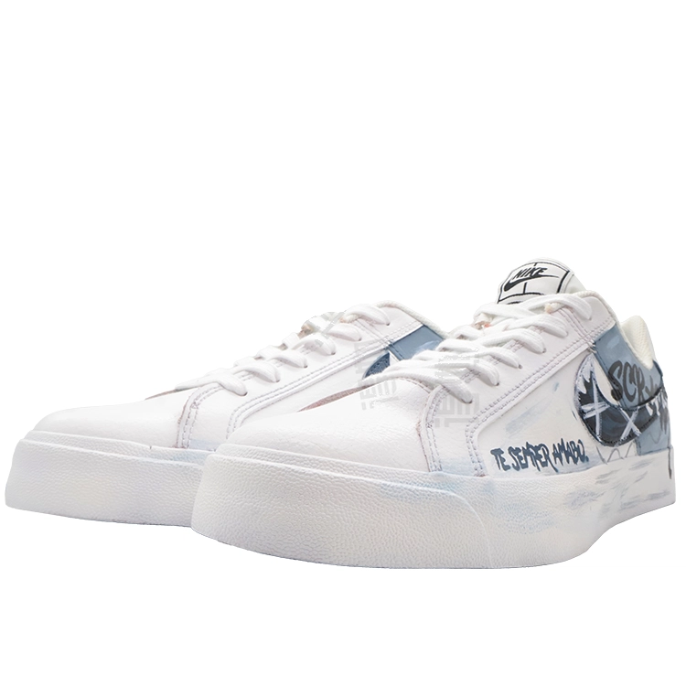 Nike Court Royale