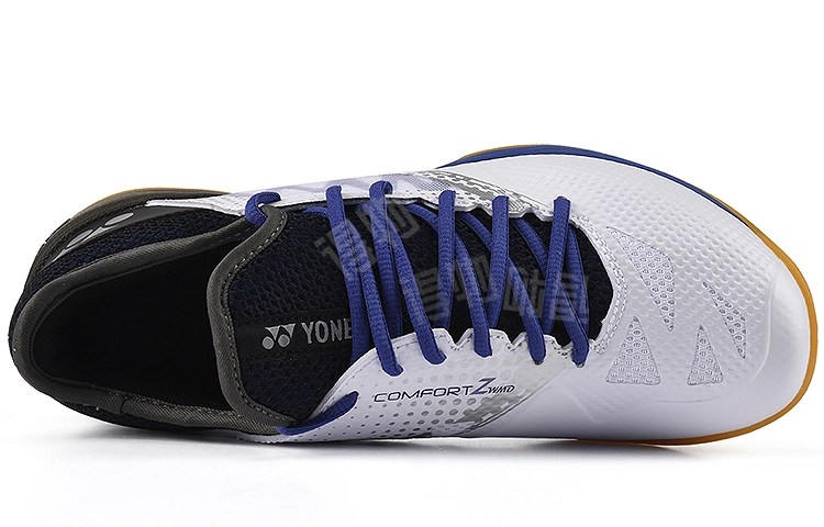 YONEX