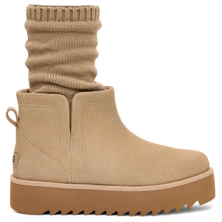 UGG Classic Novelty