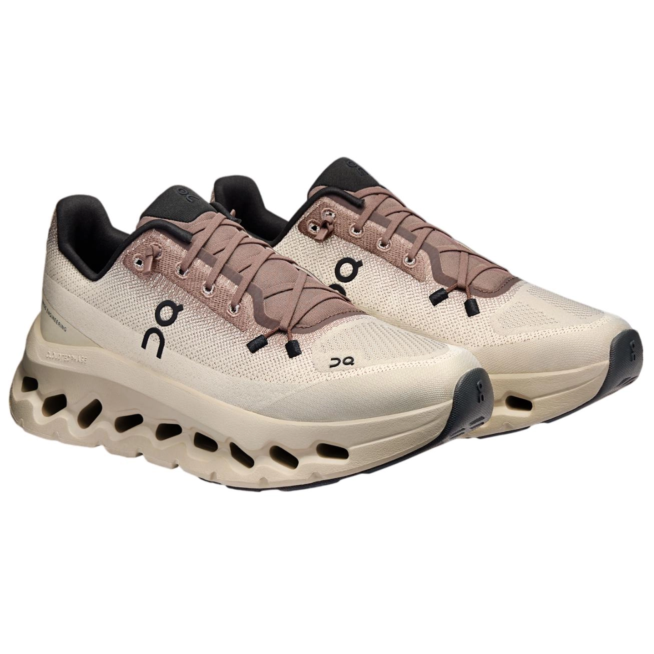 On Cloudtilt WMNS