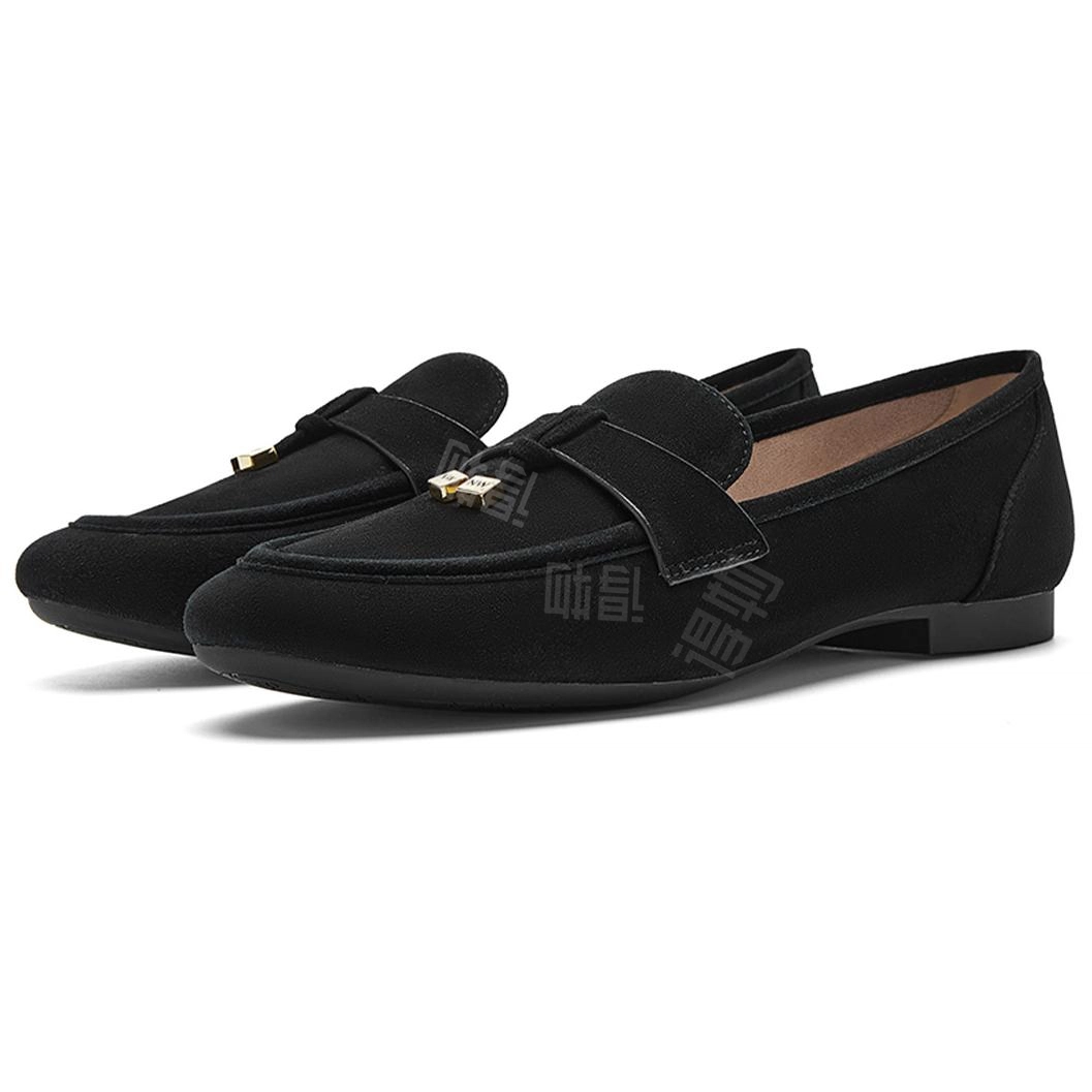NINE WEST