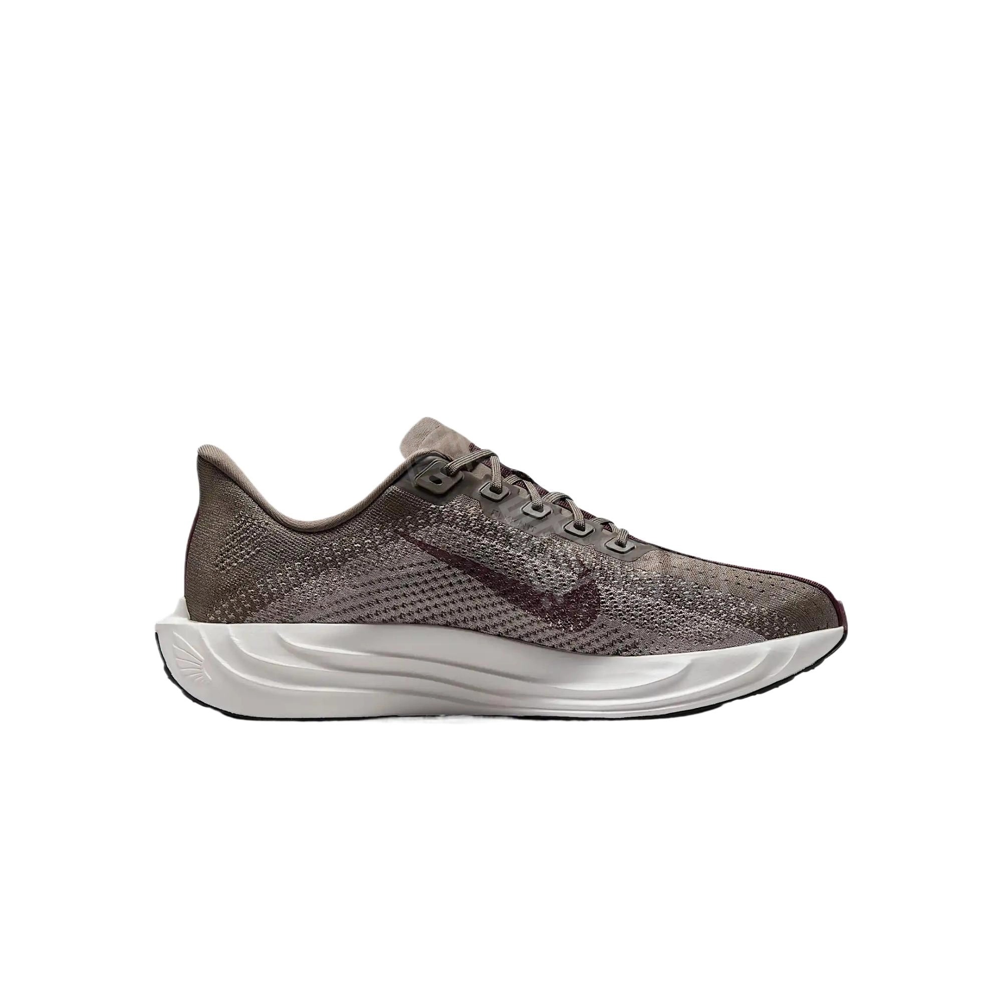 Nike Pegasus Plus