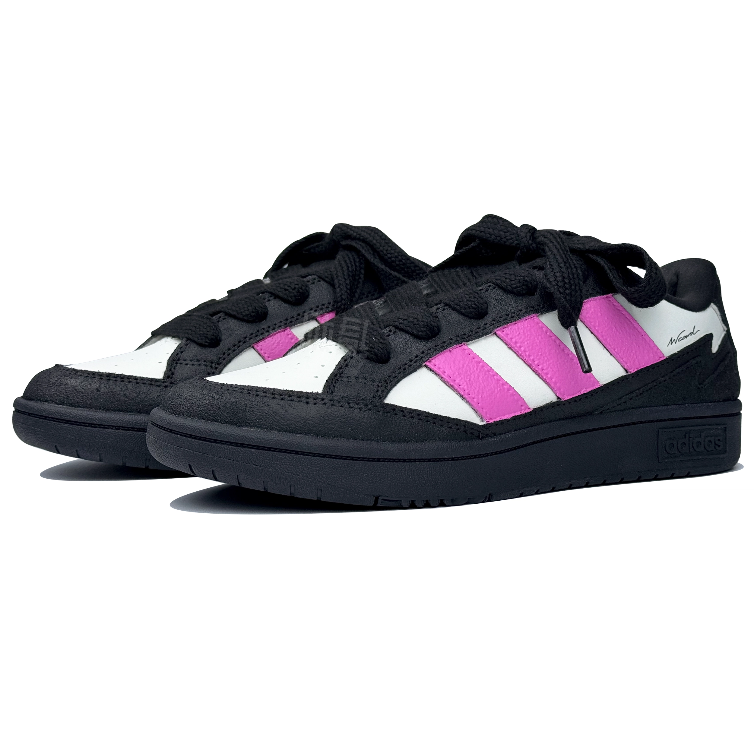 adidas WCARD ADV