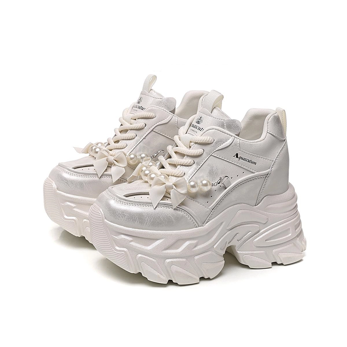 AQUASCUTUM