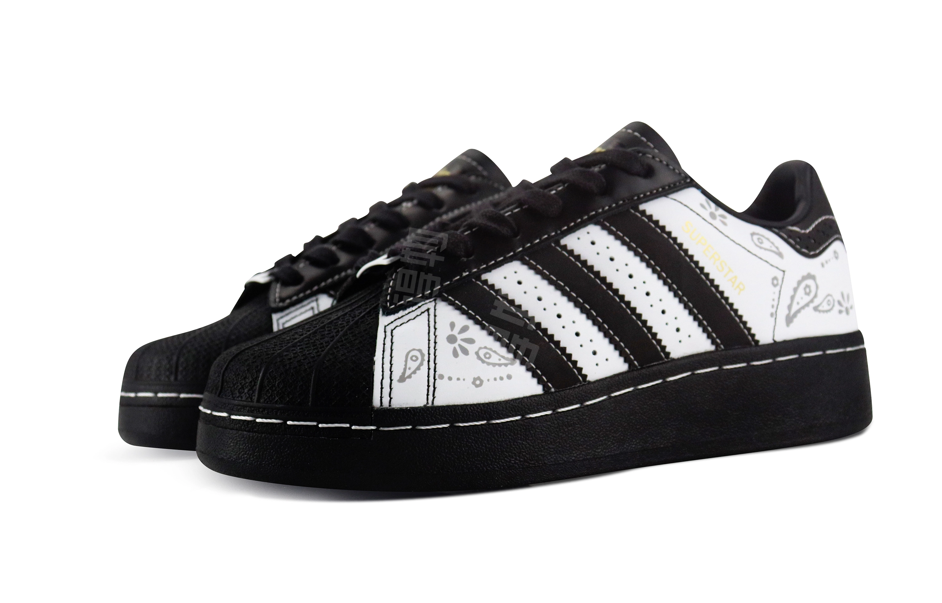 adidas originals SUPERSTAR XLG