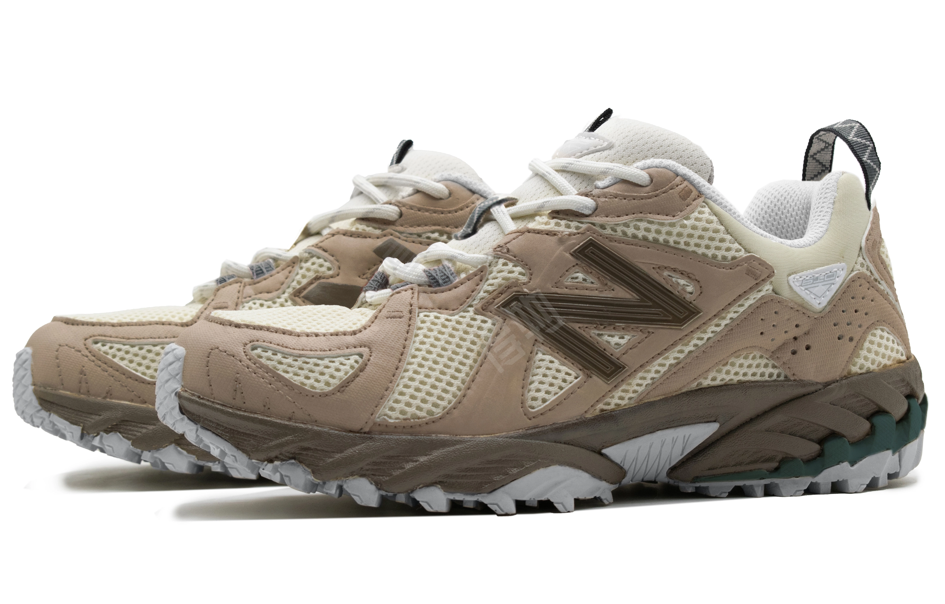 New Balance 610T