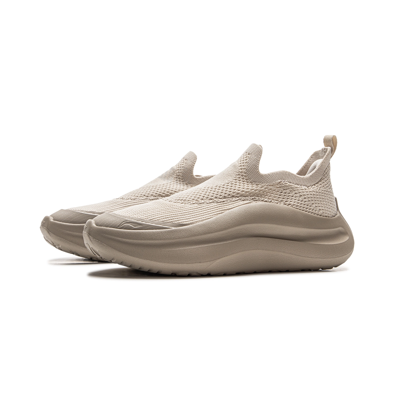 LiNing slip on