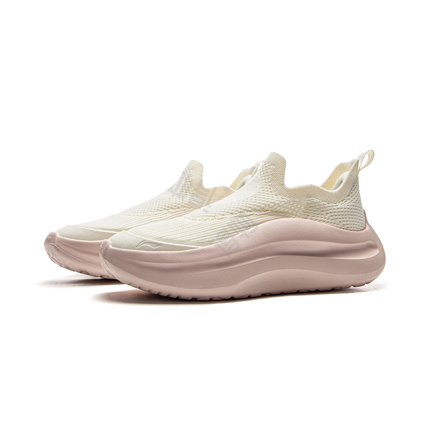LiNing slip on